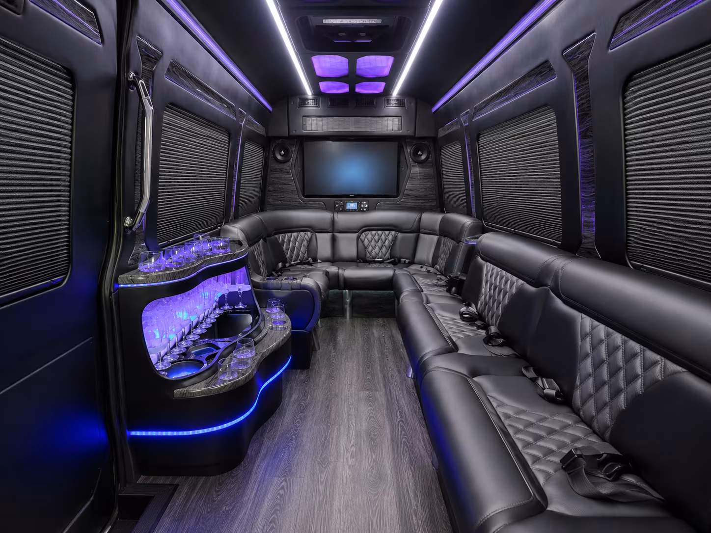 hialeah custom day trip and driving tour bus rentals