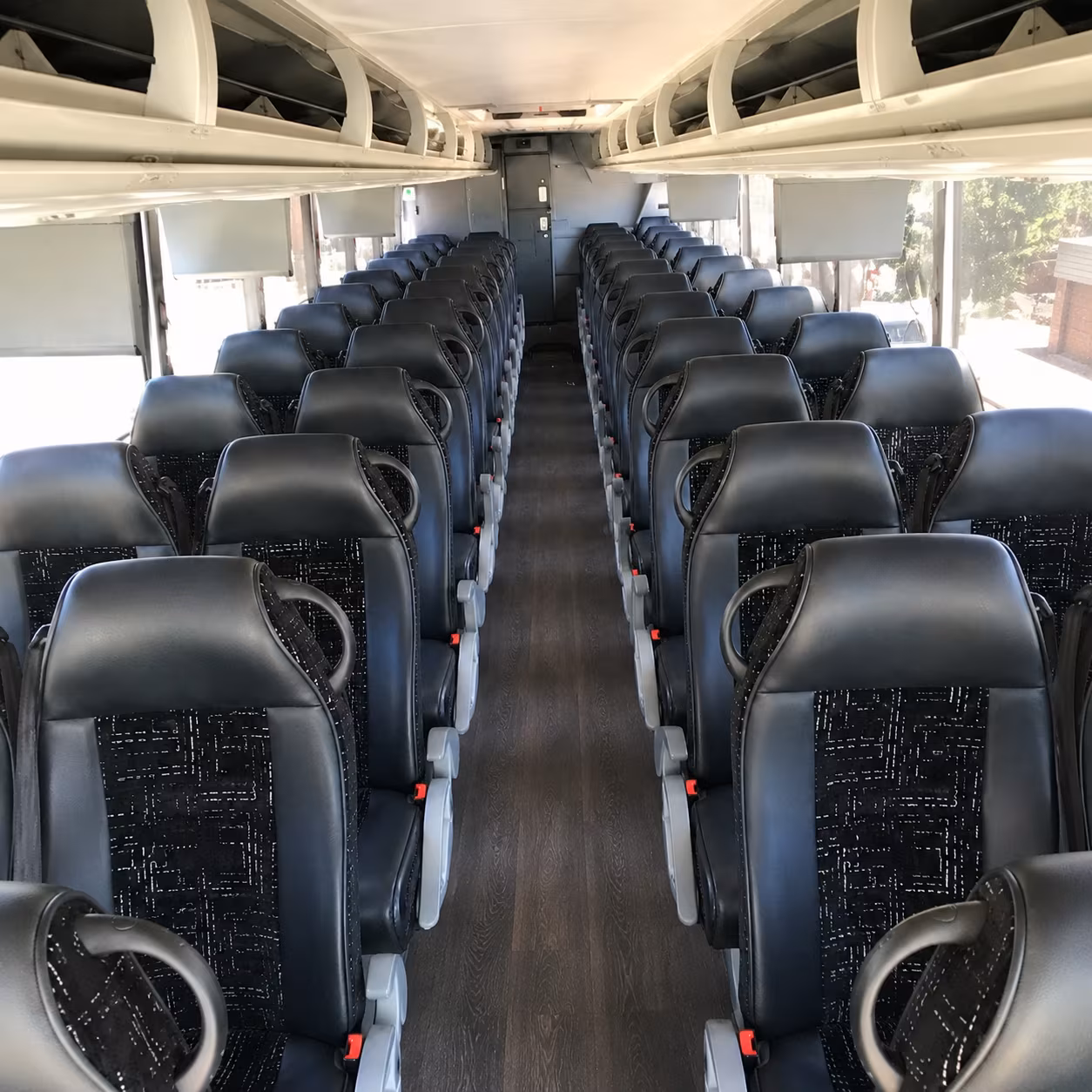 private charter buses for layovers in hialeah